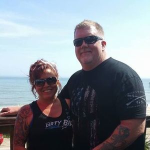 Meet your Posher, Dee